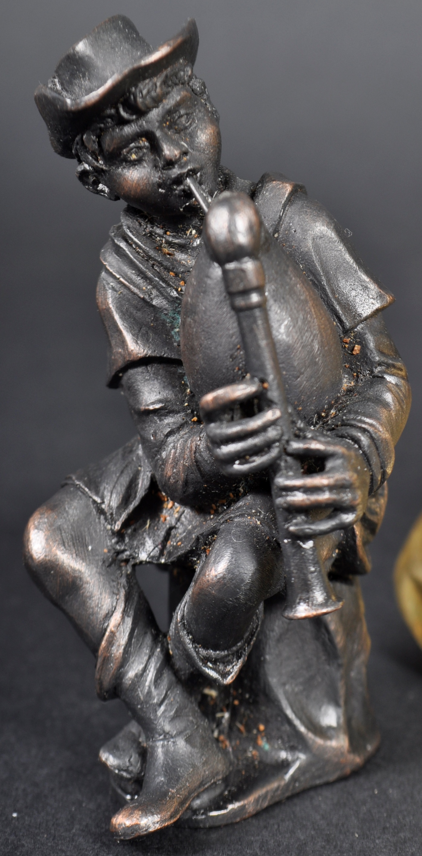 19TH CENTURY BRONZE BAGPIPE PLAYER & KING EDWARD VII - Image 2 of 6