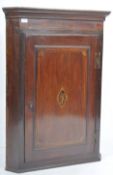 19TH CENTURY GEORGE III MAHOGANY WALL HUNG CORNER CUPBOARD