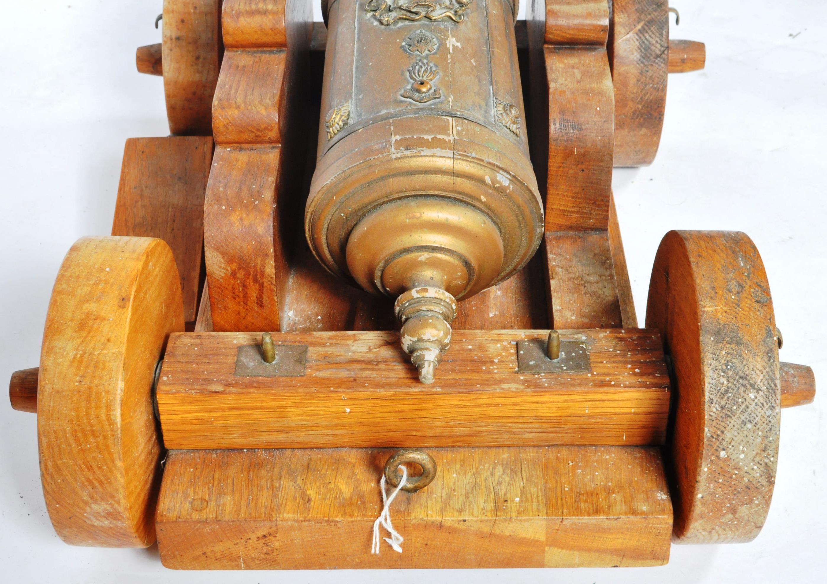 19TH CENTURY SCALE DOWN SIZE CARVED OAK MODEL CANNON - Image 5 of 13