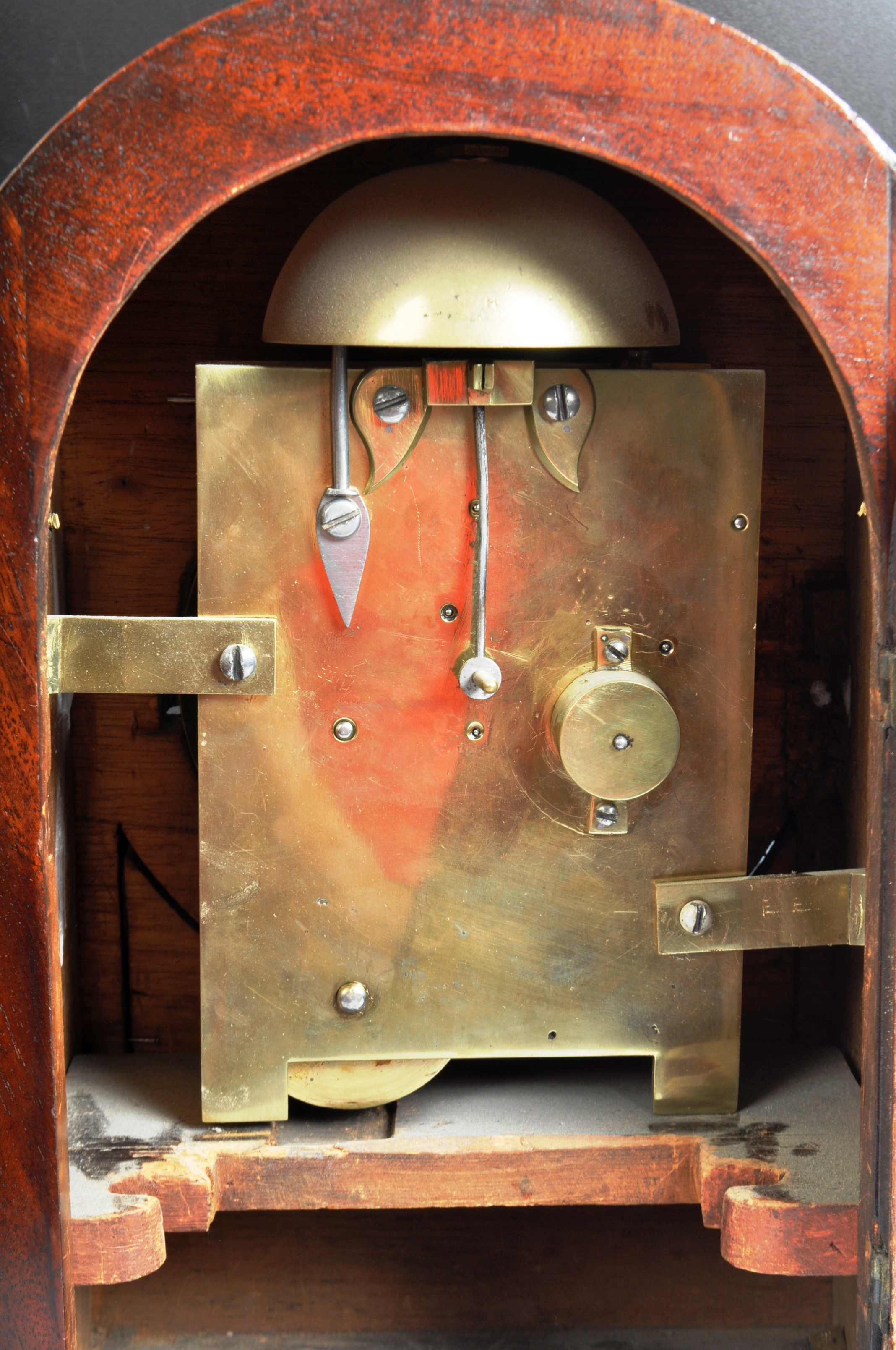 EARLY 19TH CENTURY REGENCY MAHOGANY BRACKET CLOCK - Image 8 of 11