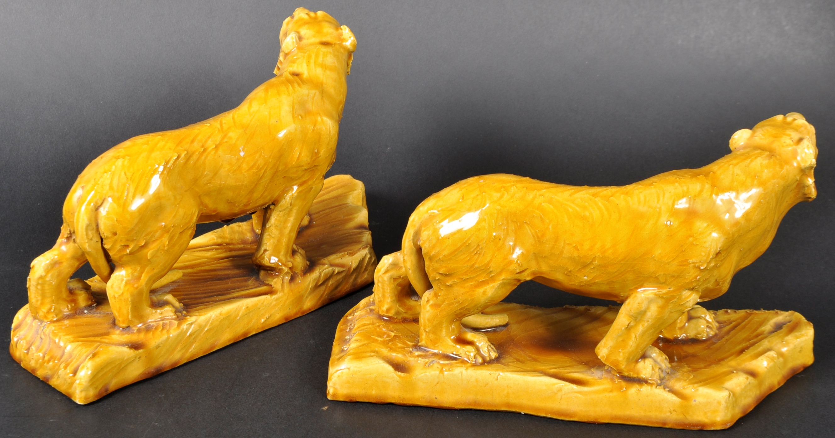 PAIR OF 19TH CENTURY VICTORIAN GLAZED CERAMIC PROWLING TIGERS - Image 8 of 9