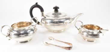 AN EDWARDIAN STERLIN SILVER HALLMARKED TEA SET WITH BOX