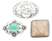 THREE SILVER BROOCHES TO INCLUDE CHRYSOPRASE & BUTTERFLY WING