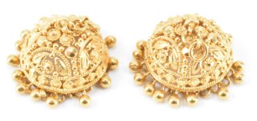 A PAIR OF INDIAN HIGH CARAT GOLD DOMED EARRING DROPS
