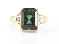 HALLMARKED 9CT GOLD & TOURMALINE DRESS RING