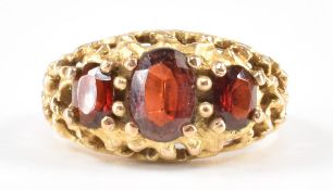 1970S HALLMARKED 9CT GOLD & GARNET RING