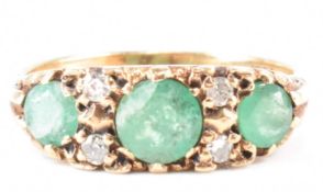 HALLMAKRED 9CT GOLD & EMERALD RING