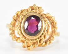 1960S HALLMARKED 9CT GOLD & GARNET RING