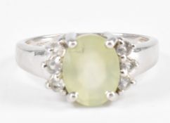 HALLMARKED 9CT WHITE GOLD & PREHNITE RING