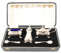 20TH CENTURY STERLING SILVER HALLMARKED CRUET SET WITH BOX