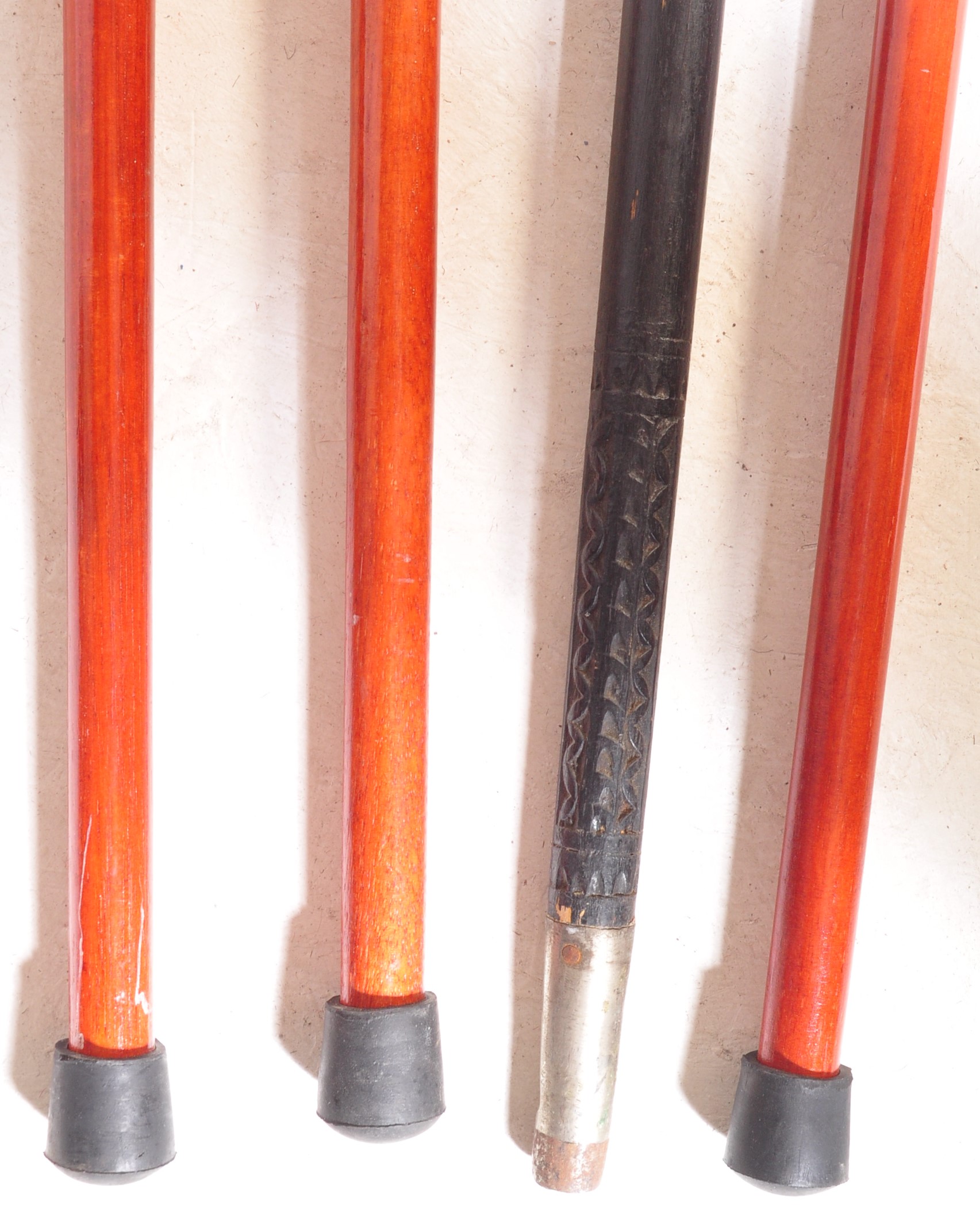 COLLECTION OF FOUR VINTAGE 20TH CENTURY WALKING STICKS - Image 7 of 7