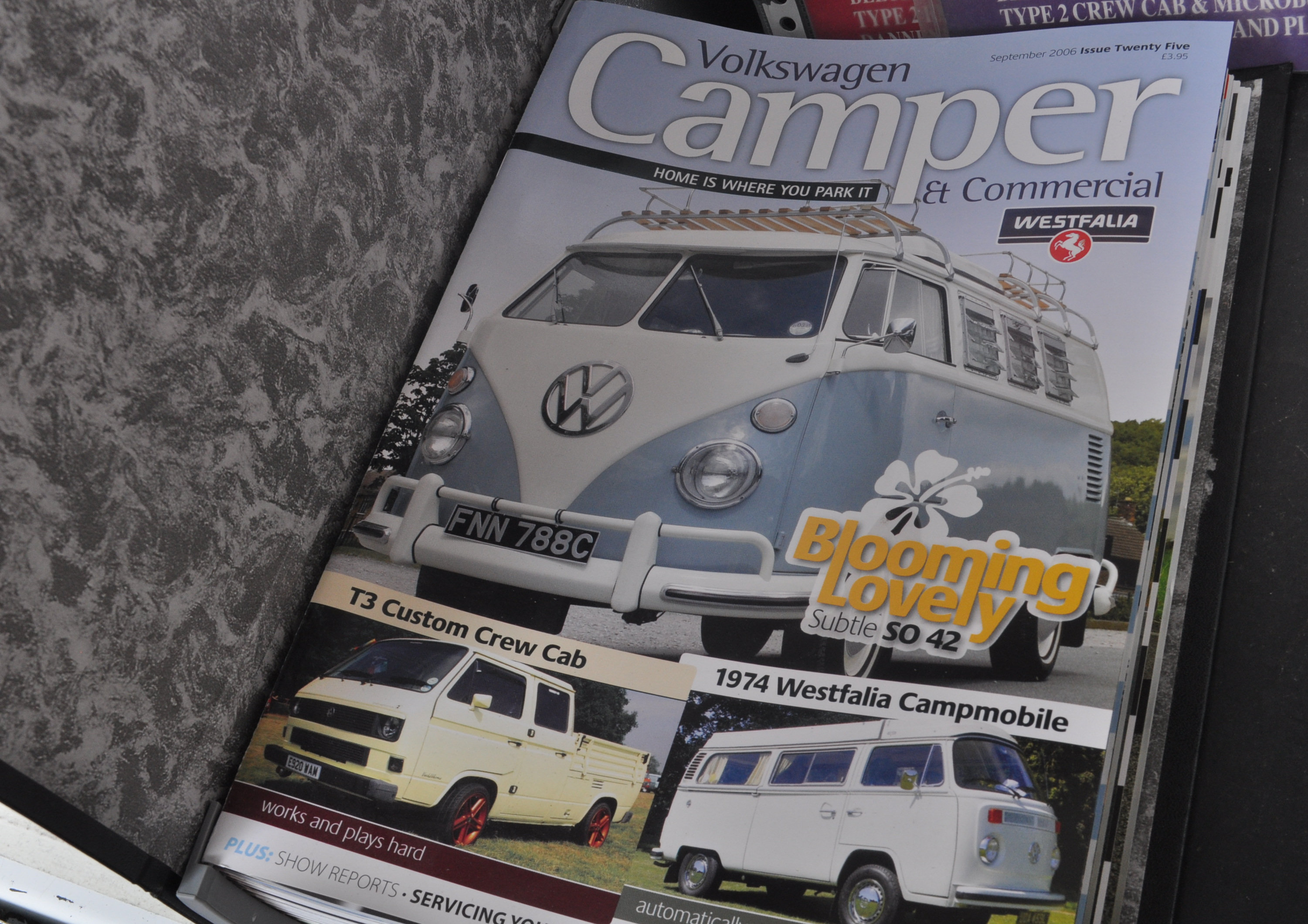 COLLECTION OF VINTAGE 20TH CENTURY VW RELATED MAGAZINES - Image 2 of 5