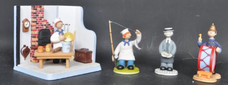 CAMBERWICK GREEN – ROBERT HARROP – X4 FIGURINES / STATUES