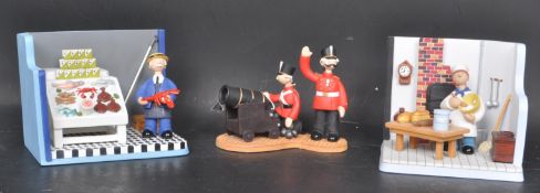 CAMBERWICK GREEN – ROBERT HARROP – X3 FIGURINES / STATUES