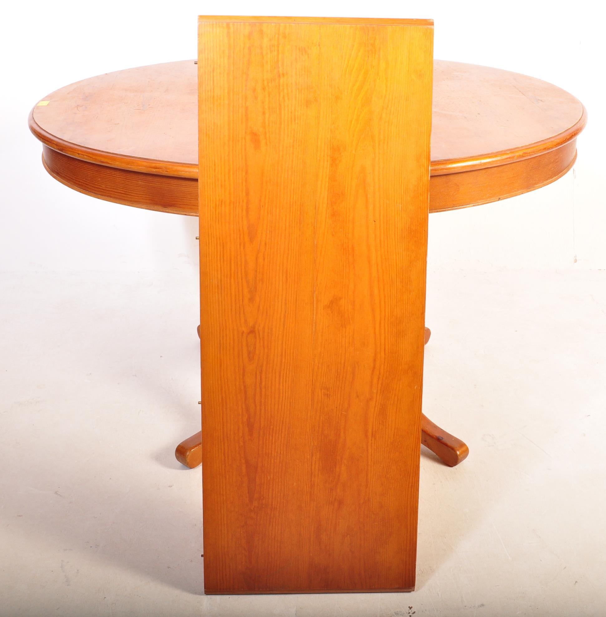 20TH CENTURY COUNTRY PINE EXTENDABLE DINING TABLE - Image 6 of 8