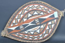 AFRICAN SHIELD MASK WITH CROSSED SPEARS