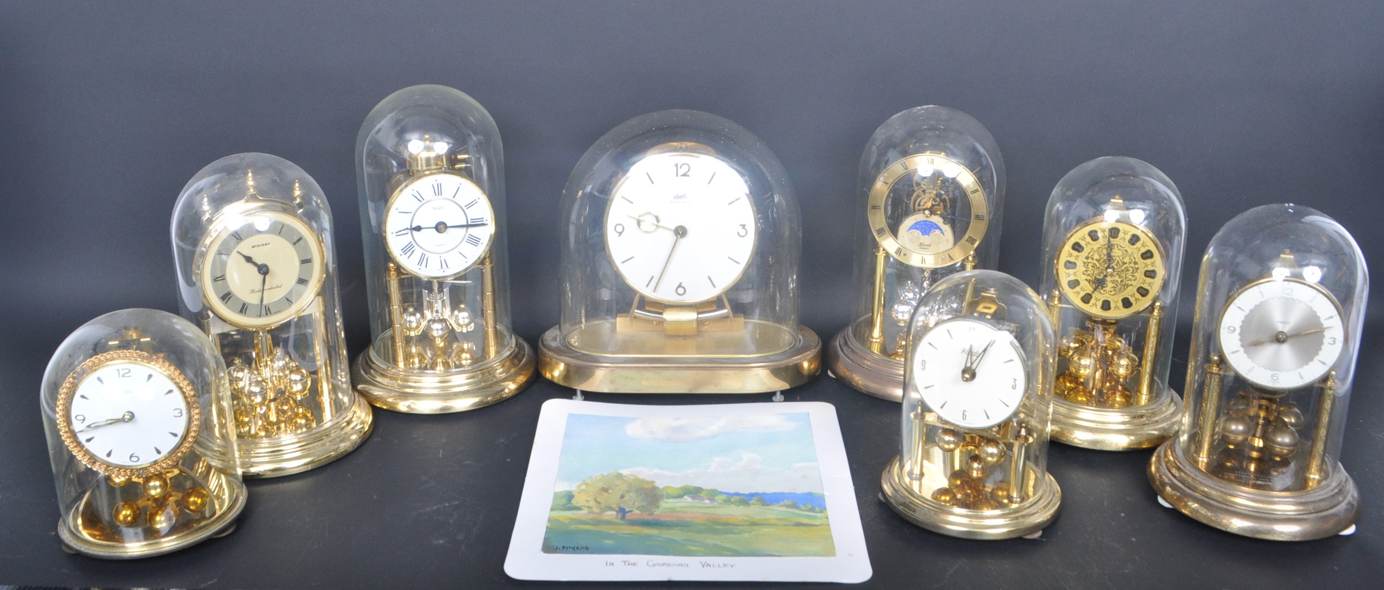 COLLECTION OF VINTAGE 20TH CENTURY ANNIVERSARY CLOCKS