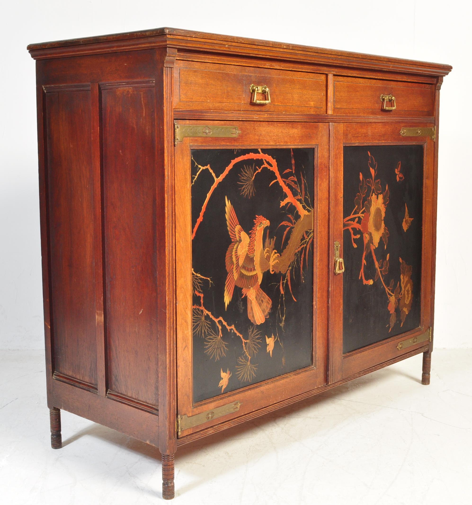 EARLY 20TH CENTURY ARTS AND CRAFTS MAHOGANY SIDEBOARD - Image 3 of 7