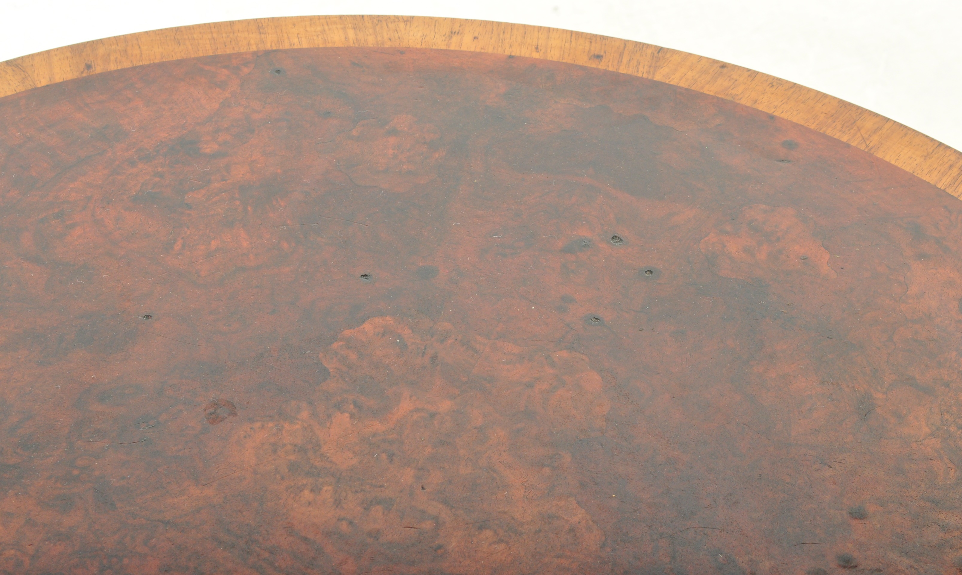 20TH CENTURY QUEEN ANNE REVIVAL WALNUT COFFEE TABLE - Image 3 of 6