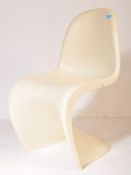 VERNER PANTON DESIGN S CHAIR