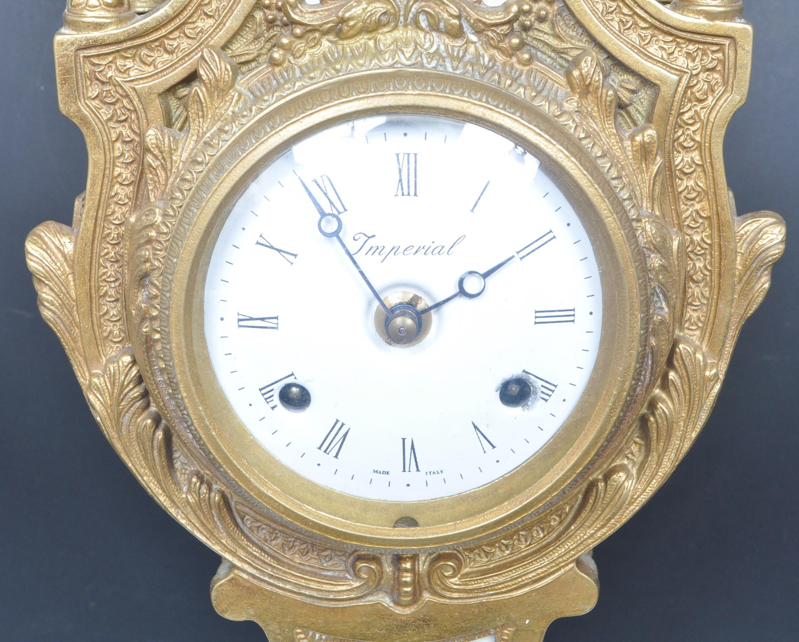 EARLY 20TH CENTURY GERMAN CONTINENTAL BRASS AND MARBLE CLOCK - Image 4 of 7
