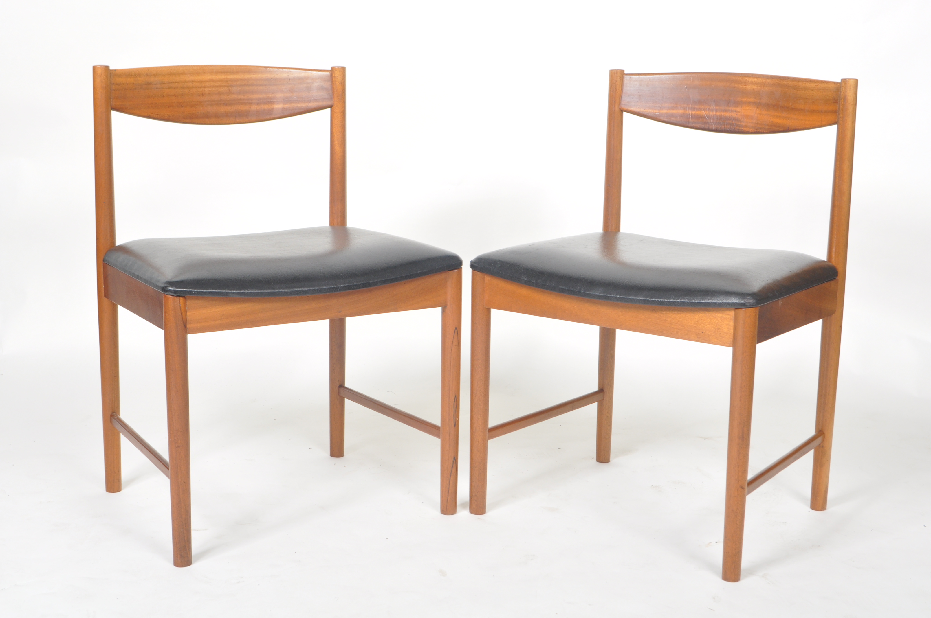 A. H. MCINTOSH & CO - MID CENTURY TEAK DINING TABLE - WITH CHAIRS - Image 7 of 10
