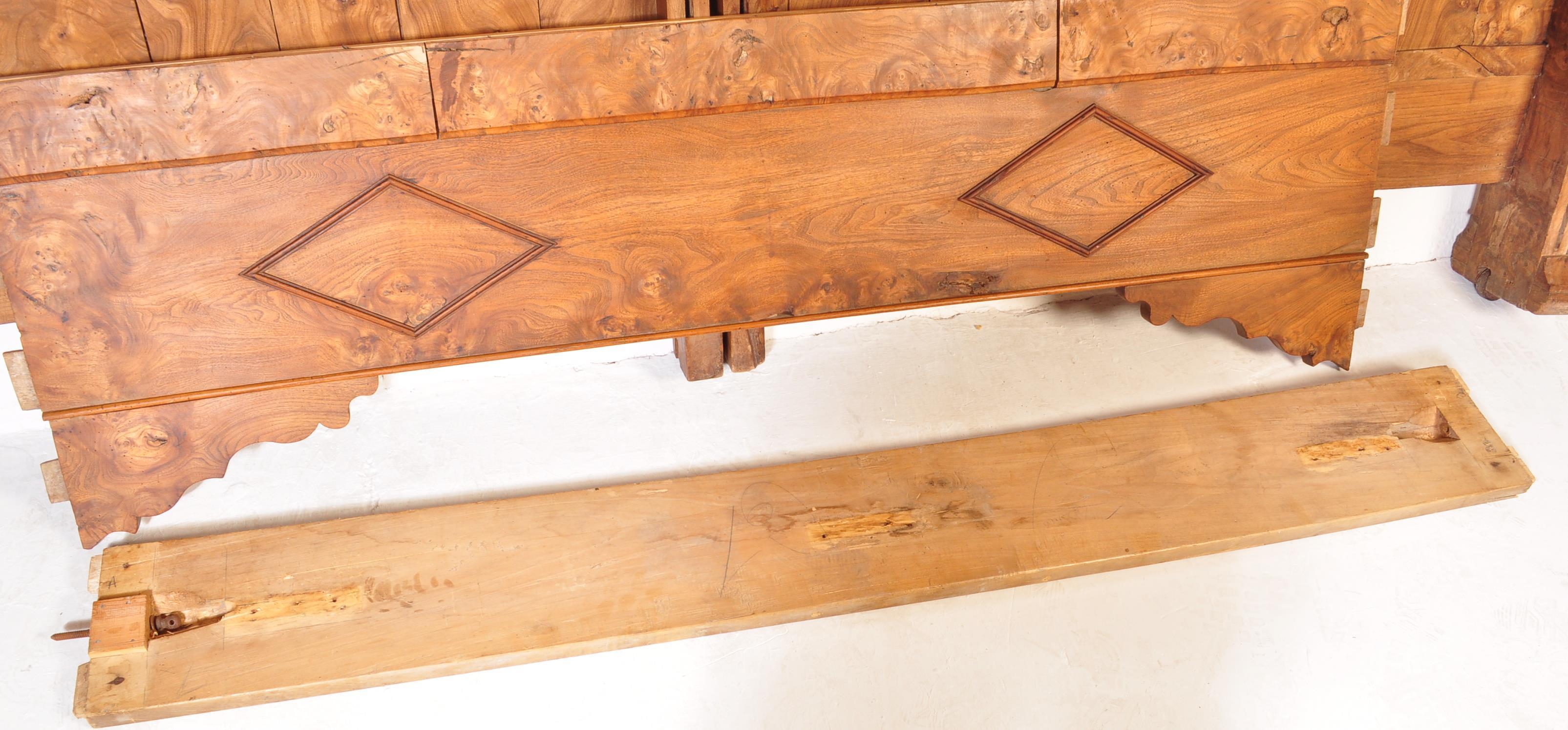 A 19TH CENTURY FRENCH RUSTIC WALNUT BED FRAME BEDSTEA - Image 6 of 9