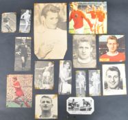 ROGER HUNT (1938-2021) - LIVERPOOL COLLECTION OF 15 AUTOGRAPHS