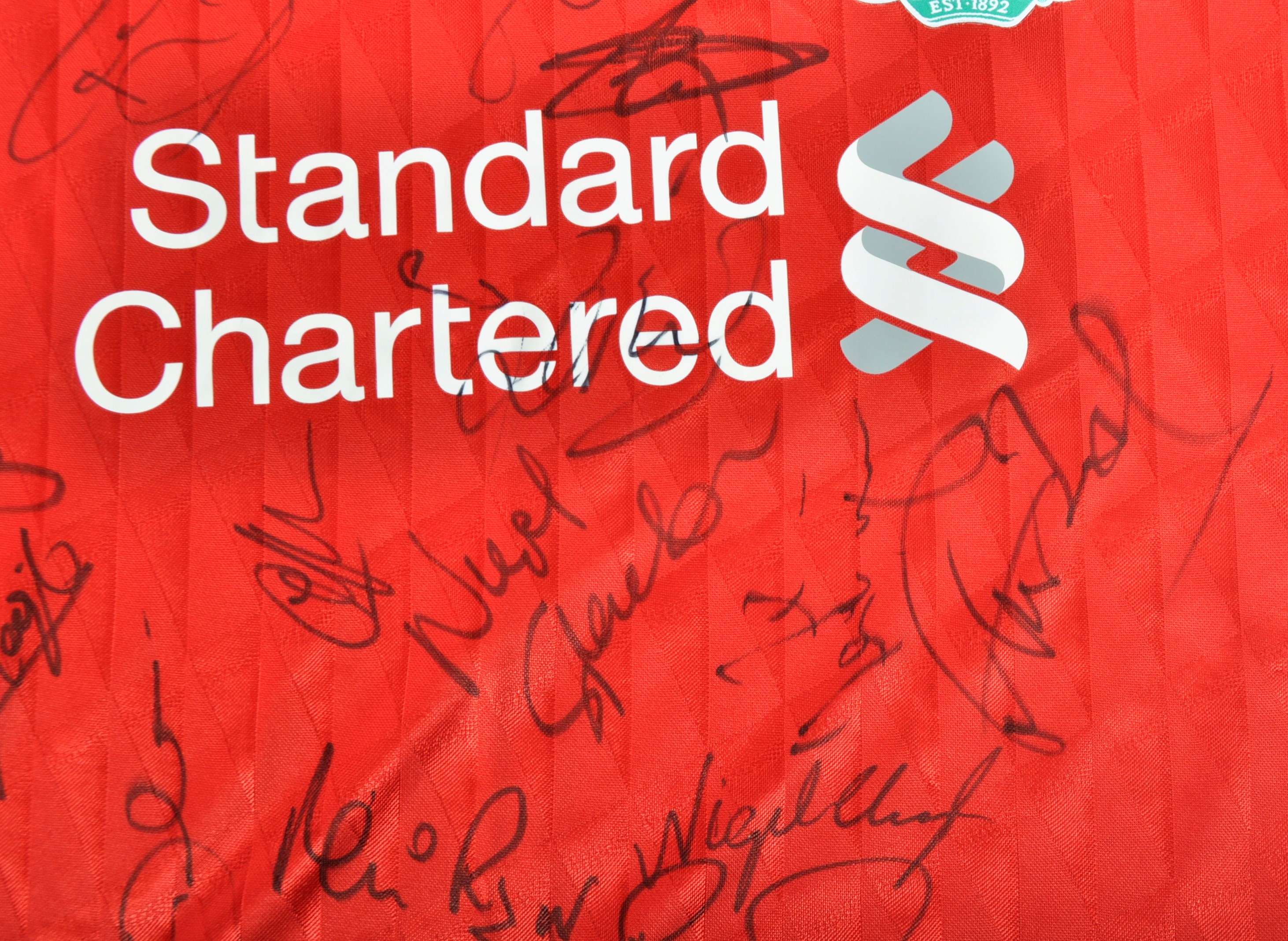 LIVERPOOL FOOTBALL CLUB - A PAIR OF SIGNED RED HOME SHIRTS - Image 7 of 10