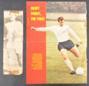 GEOFF HURST(1941-PRESENT) - WEST HAM FOOTBALLER - AUTOGRAPHS