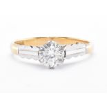 HALLMARKED 18CT GOLD & ZIRCON SOLITAIRE RING