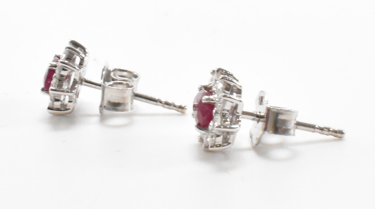 PAIR OF WHITE GOLD DIAMOND & RUBY CLUSTER EARRINGS - Image 3 of 5
