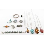 COLLECTION OF SILVER & WHITE METAL JEWELLERY