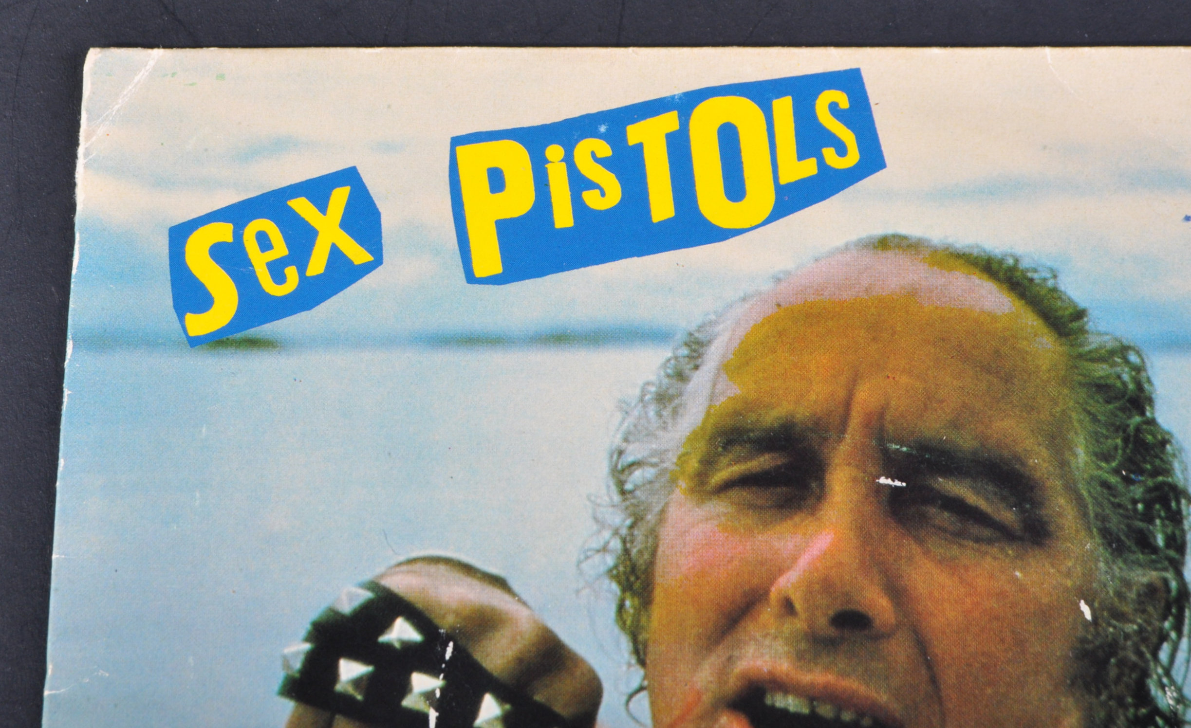GREAT TRAIN ROBBERY - RONNIE BIGGS - SEX PISTOLS SIGNED RECORD - Image 3 of 4