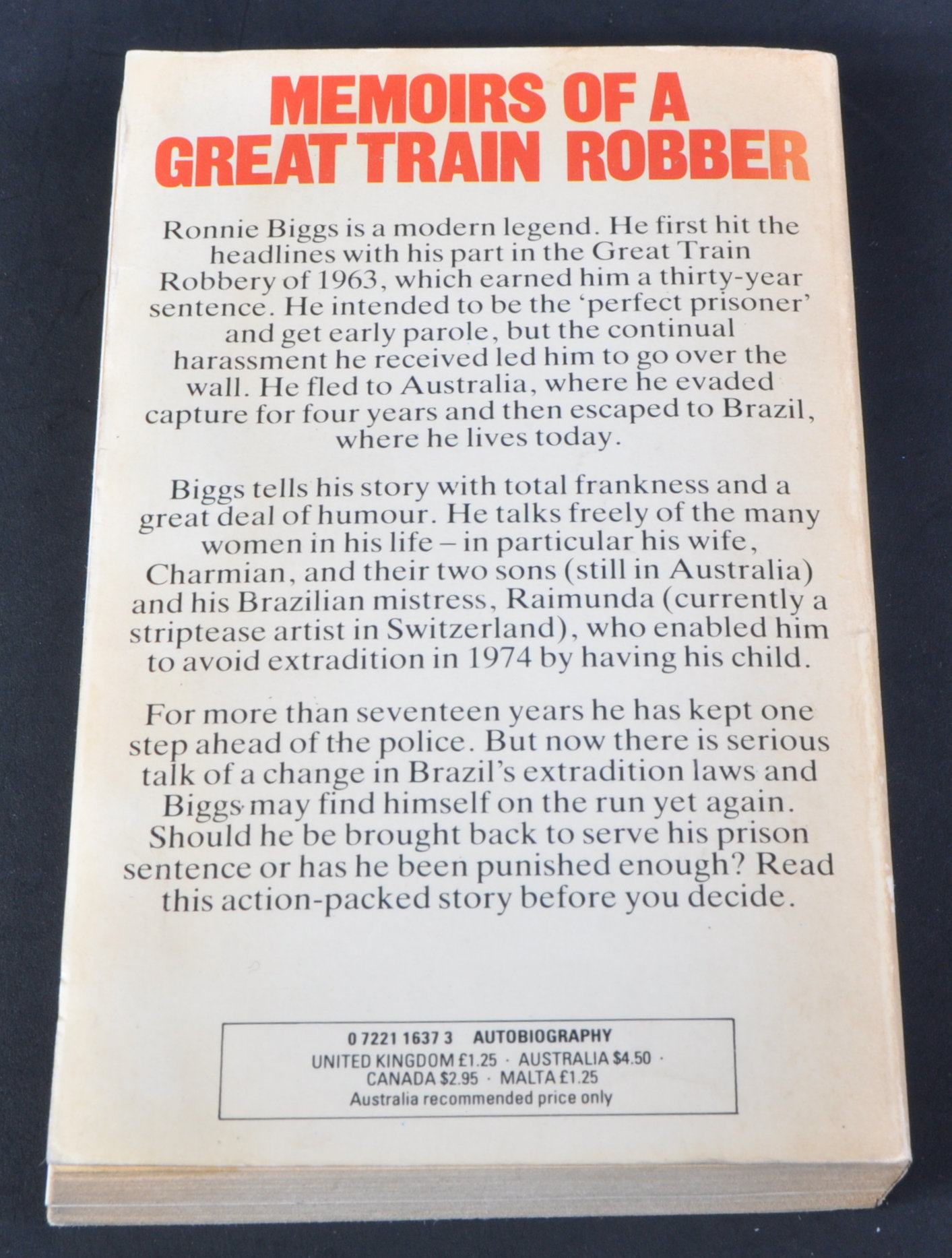 GREAT TRAIN ROBBERY - RONNIE BIGGS (1929-2013) - HIS OWN BOOK - Image 4 of 4