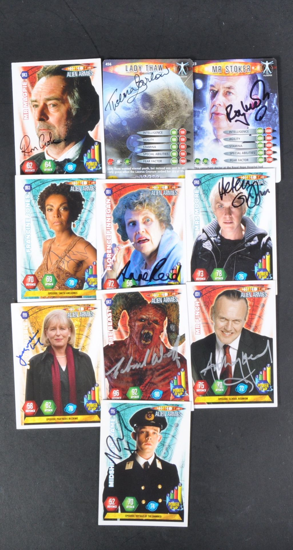 DOCTOR WHO - SERIES 1-4 - COLLECTION OF AUTOGRAPHED TRADING CARDS