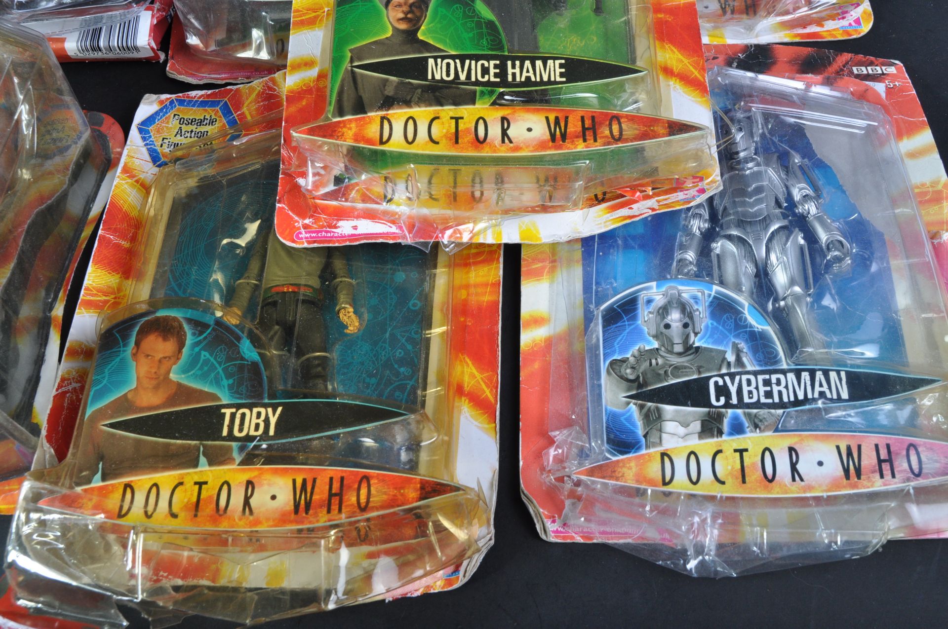 DOCTOR WHO - CHARACTER OPTIONS - COLLECTION OF ACTION FIGURES - Image 6 of 6