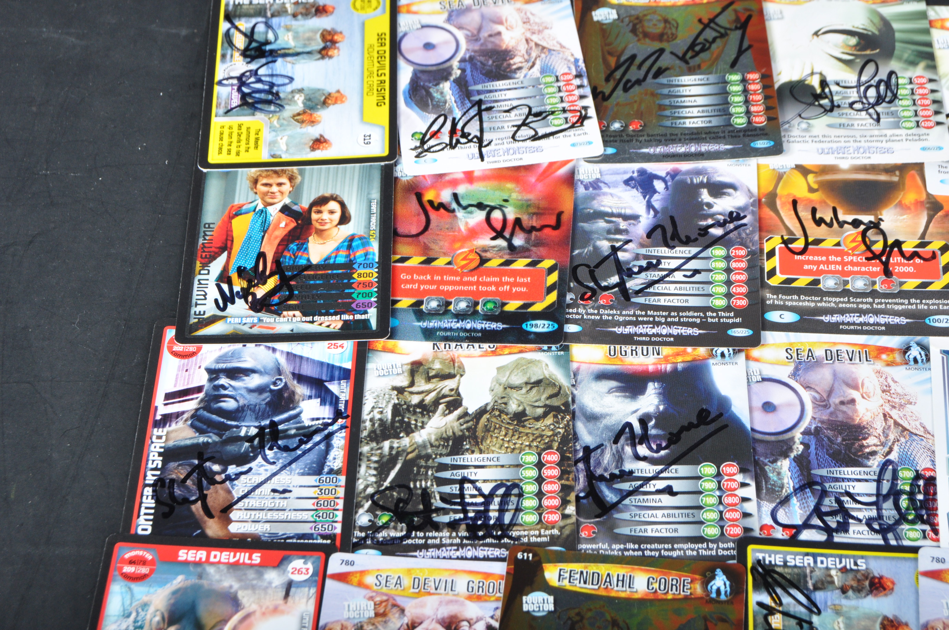 DOCTOR WHO - CLASSIC SERIES - AUTOGRAPHED TRADING CARDS - Image 7 of 7