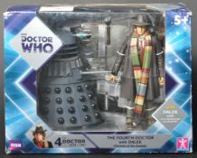 DOCTOR WHO - CHARACTER OPTIONS - FOURTH DOCTOR & DALEK ACTION FIGURE