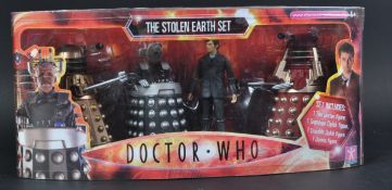 DOCTOR WHO - CHARACTER - THE STOLEN EARTH SET ACTION FIGURES