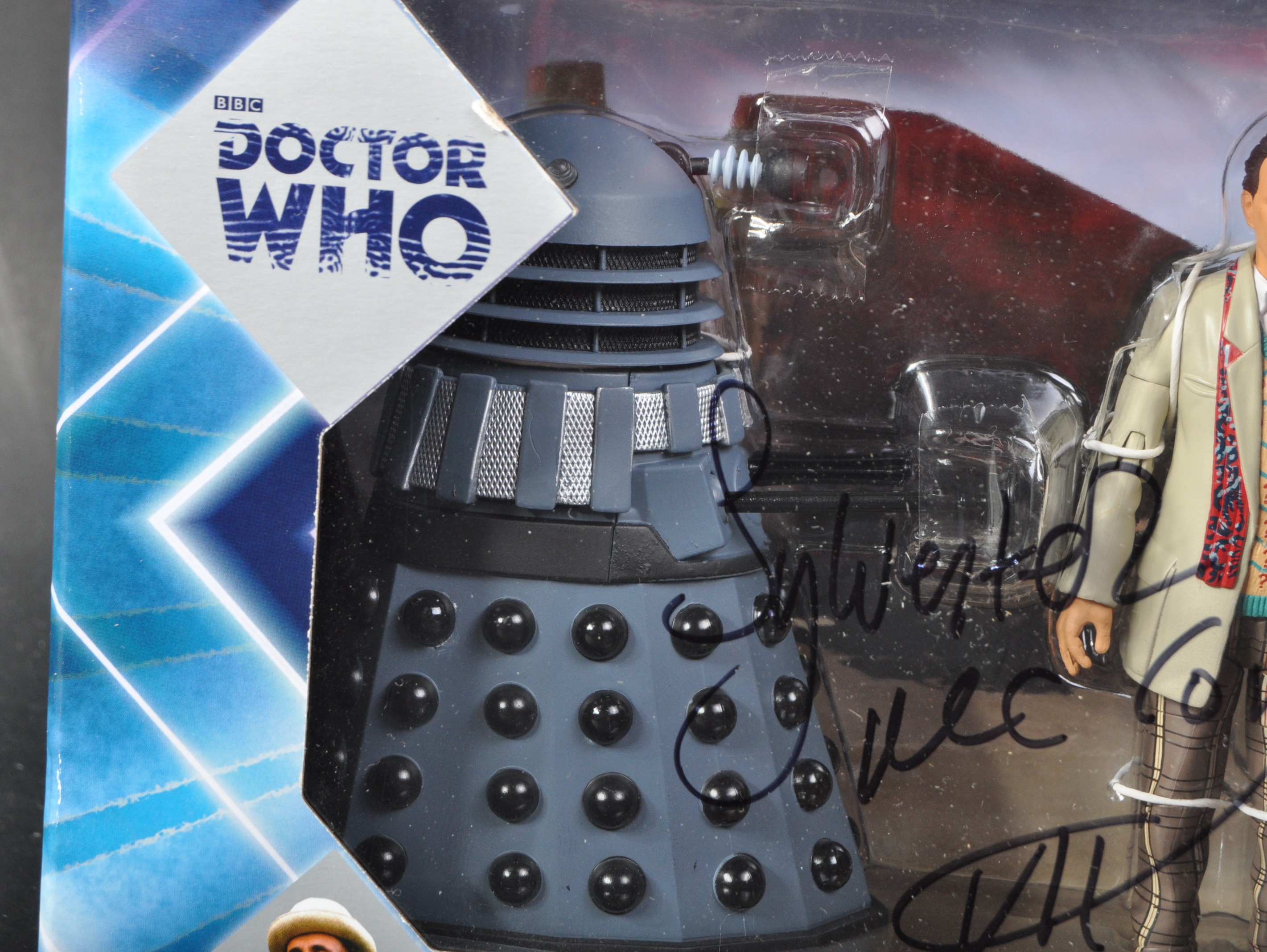 DOCTOR WHO - SYLVESTER MCCOY AUTOGRAPHED ACTION FIGURE - Image 3 of 5