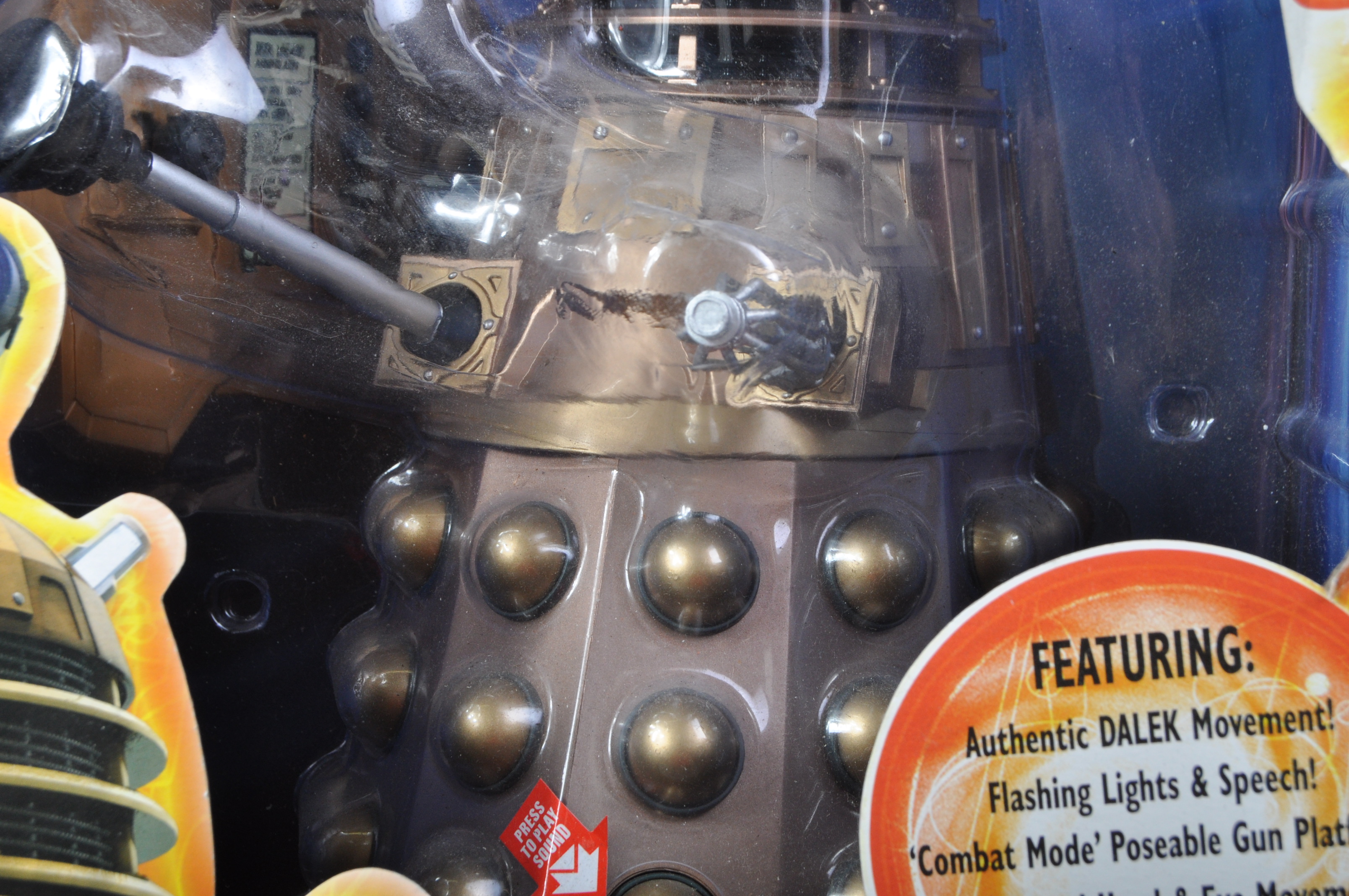 DOCTOR WHO - CHARACTER - LARGE SCALE RADIO CONTROLLED DALEK - Image 3 of 6