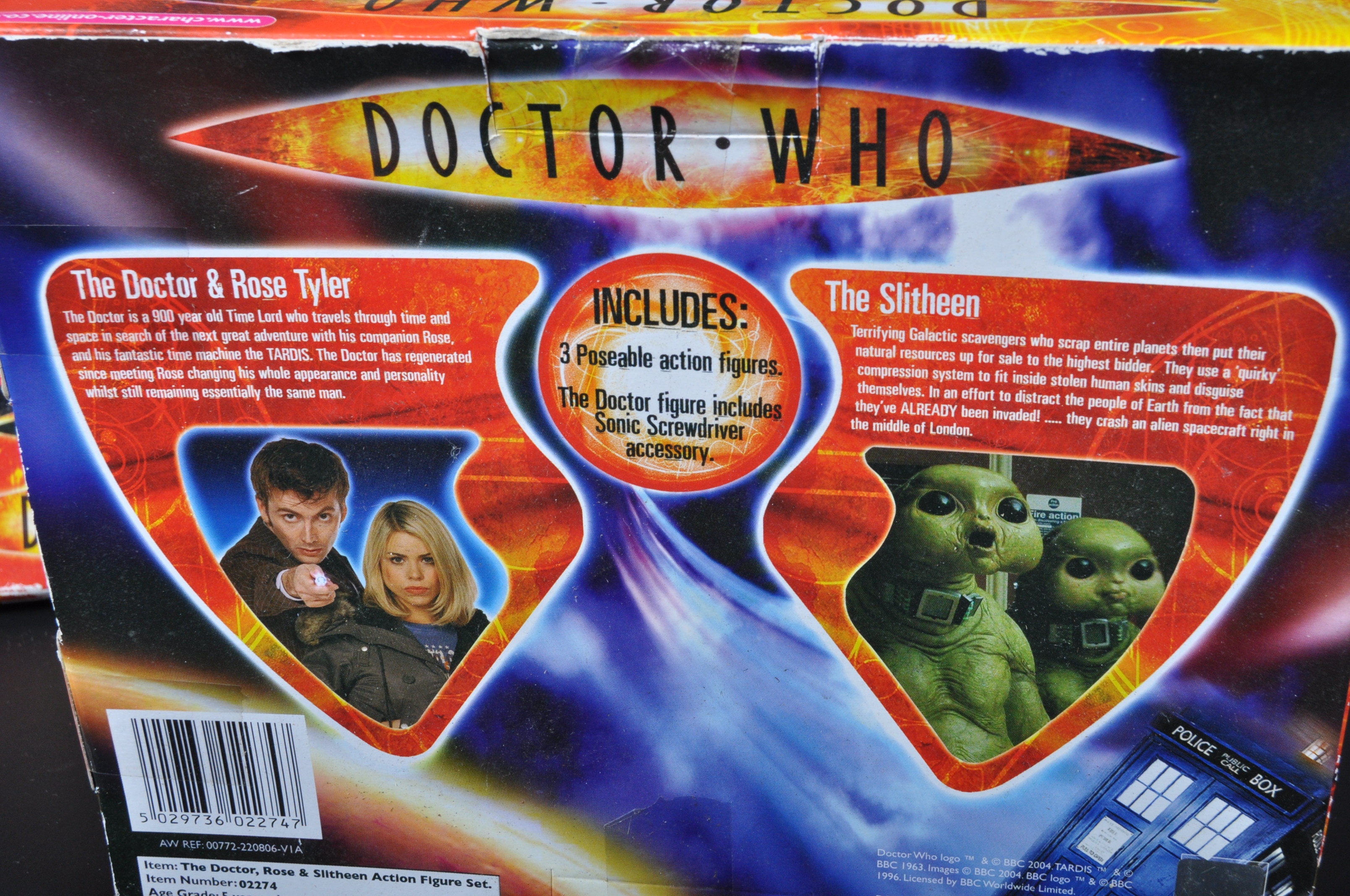 DOCTOR WHO - CHARACTER OPTIONS - COLLECTION OF X3 ACTION FIGURES - Image 5 of 5