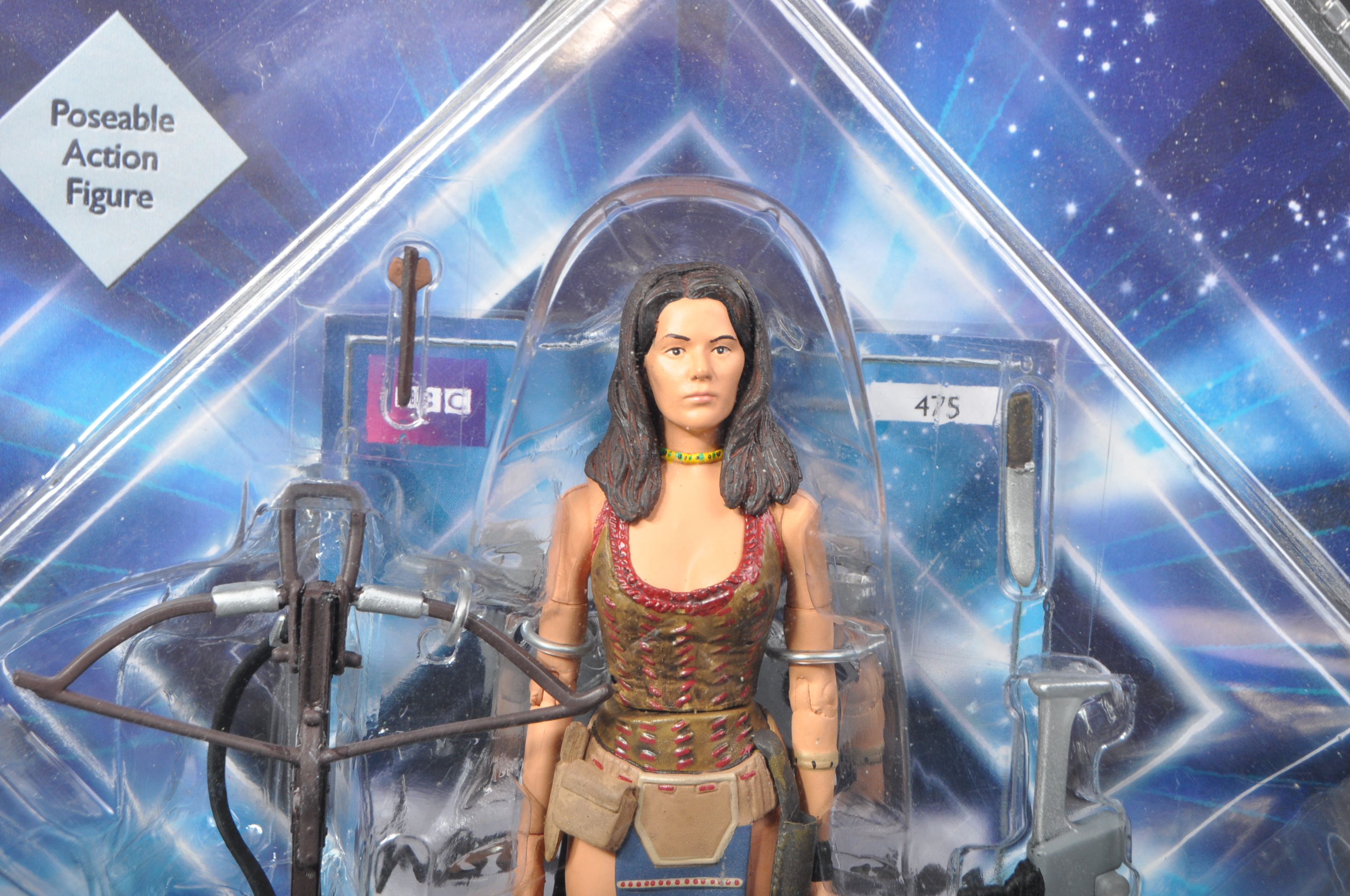 DOCTOR WHO - UT TOYS - LEELA AUTOGRAPH LIMITED EDITION FIGURE - Image 2 of 5