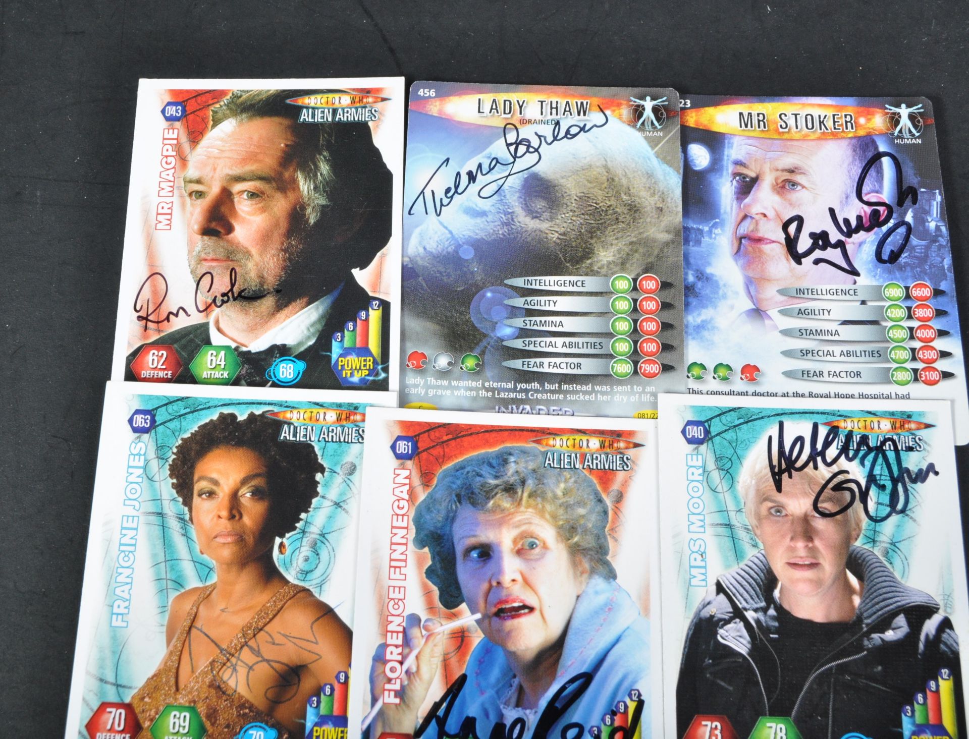 DOCTOR WHO - SERIES 1-4 - COLLECTION OF AUTOGRAPHED TRADING CARDS - Image 2 of 3