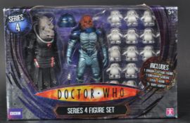 DOCTOR WHO - CHARACTER OPTIONS - SERIES 4 FIGURE SET