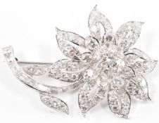 VINTAGE WHITE GOLD & DIAMOND FLOWER BROOCH