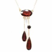 HALLMARKED 9CT GOLD & GARNET NECKLACE