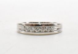 HALLMARKED ILIANA 18CT GOLD & DIAMOND HALF HOOP RING