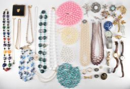 COLLECTION OF COSTUME JEWELLERY